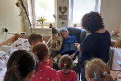 Vystúpenie detí z detskej besiedky - Deň matiek