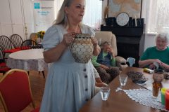 Návšteva remeselných drotárov manželov  Ďurčových
