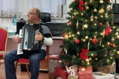 Vianočné hudobné vystúpenie hudobnej skupiny PRAMEŇ 