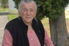 Pani Kvetka na prechádzke