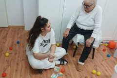 Dopoludnie plné spoločenských hier s našimi šikovnými študentkami, ktoré k nám chodia na odbornú prax